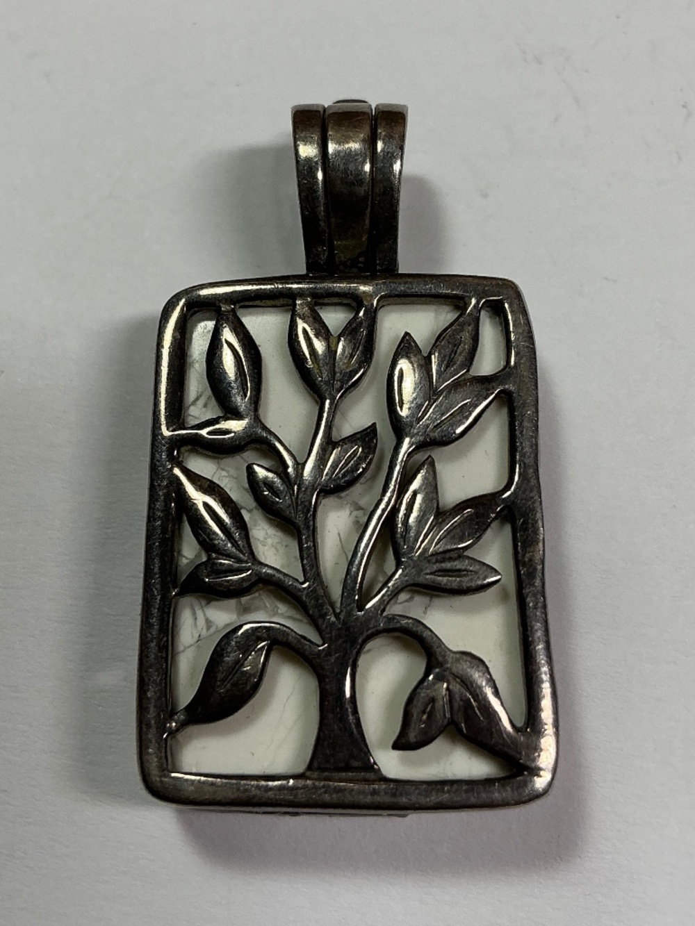 Silpada S1957 Live Laugh Love Reversible Sterling Silver Pendant. 1.5”